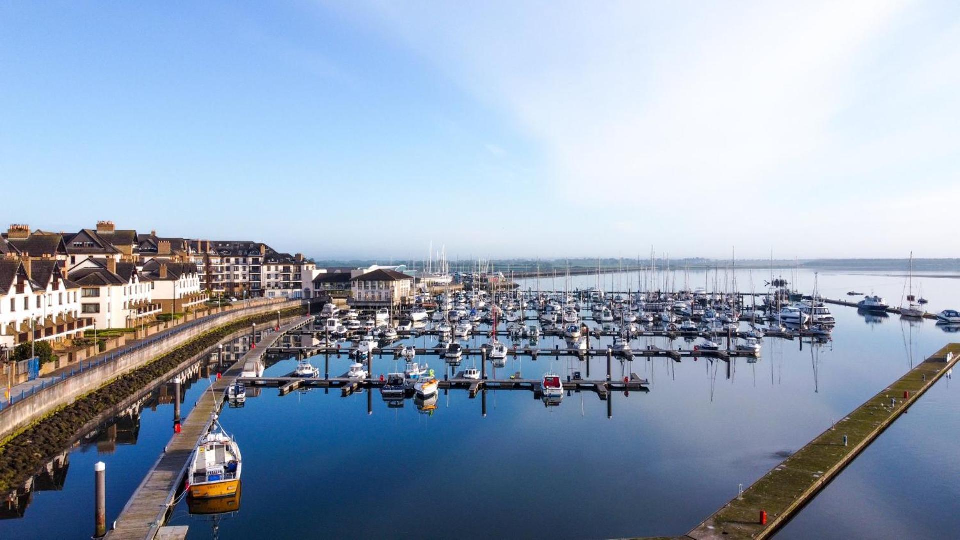 Guestready - Impressionante Flat Com Vista Terraco Apartment Malahide Luaran gambar